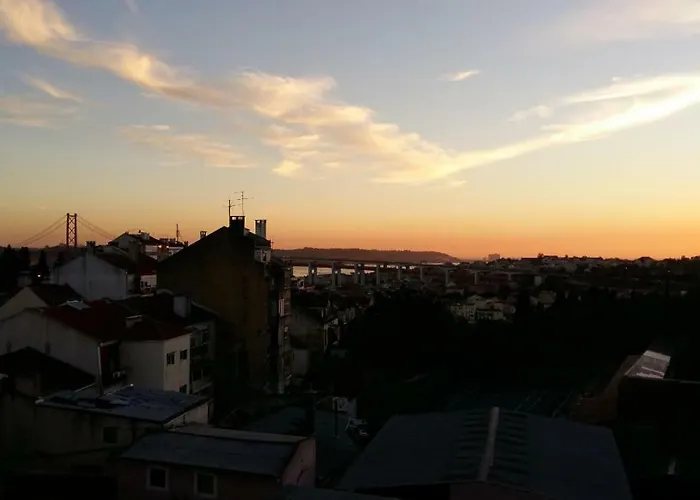 Cozy Place In 23 Privatunterkunft